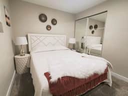 Outdoor Enthusiasts enjoy Mountains & Cozy retreat