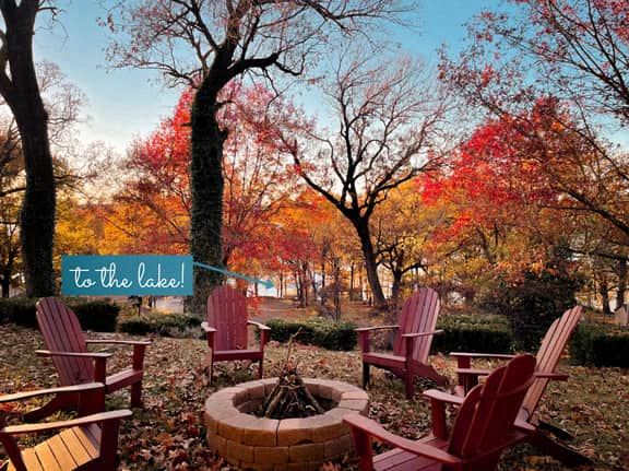 Spacious Oasis! On the lake, amazing sunsets!